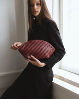 Elin Pouch
