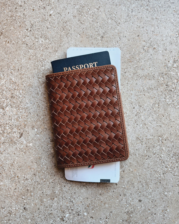 Este Passport Holder