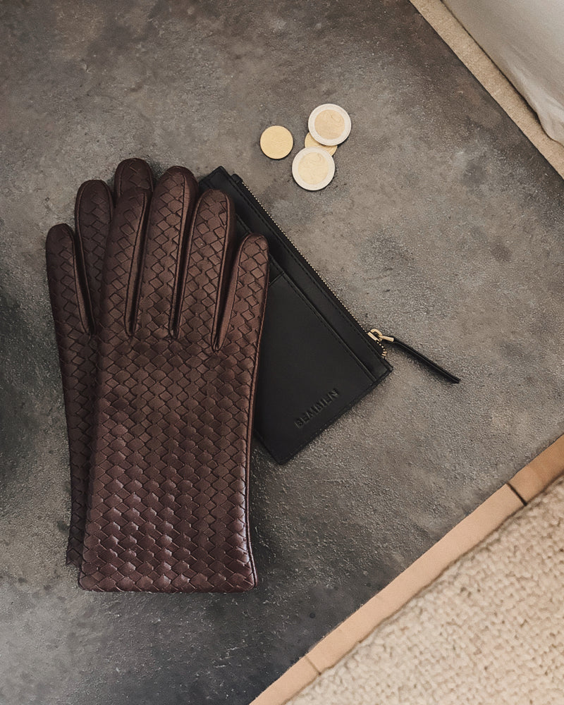 Emil Gloves