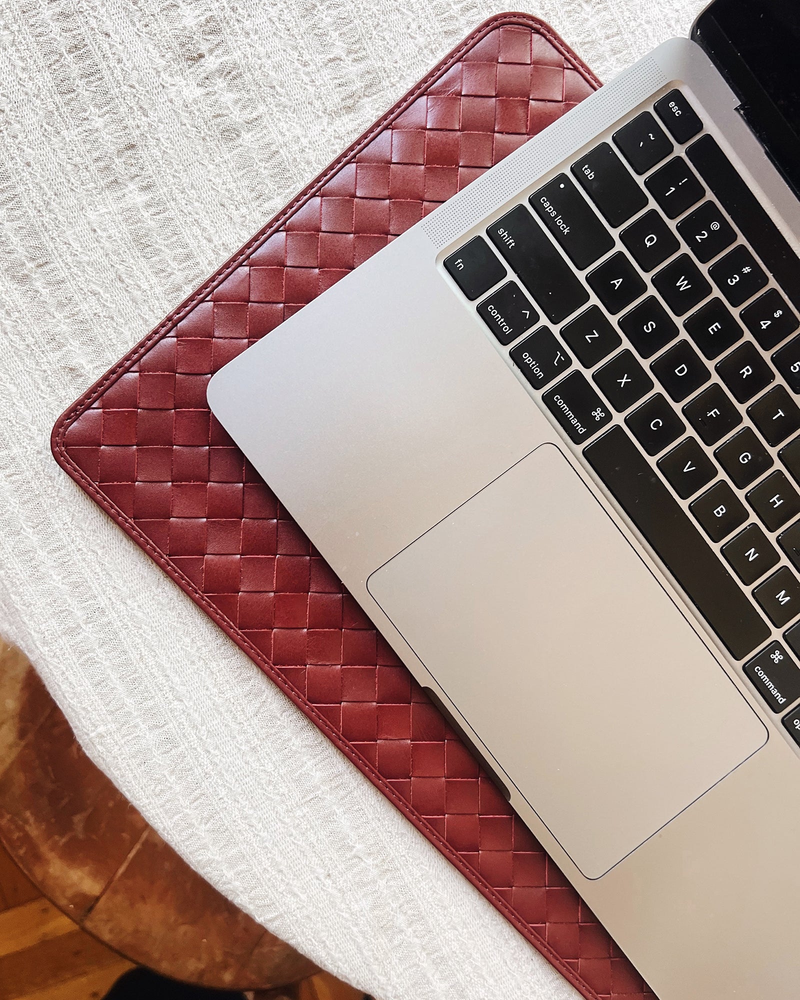 BEMBIEN-Holiday25-Campaign-