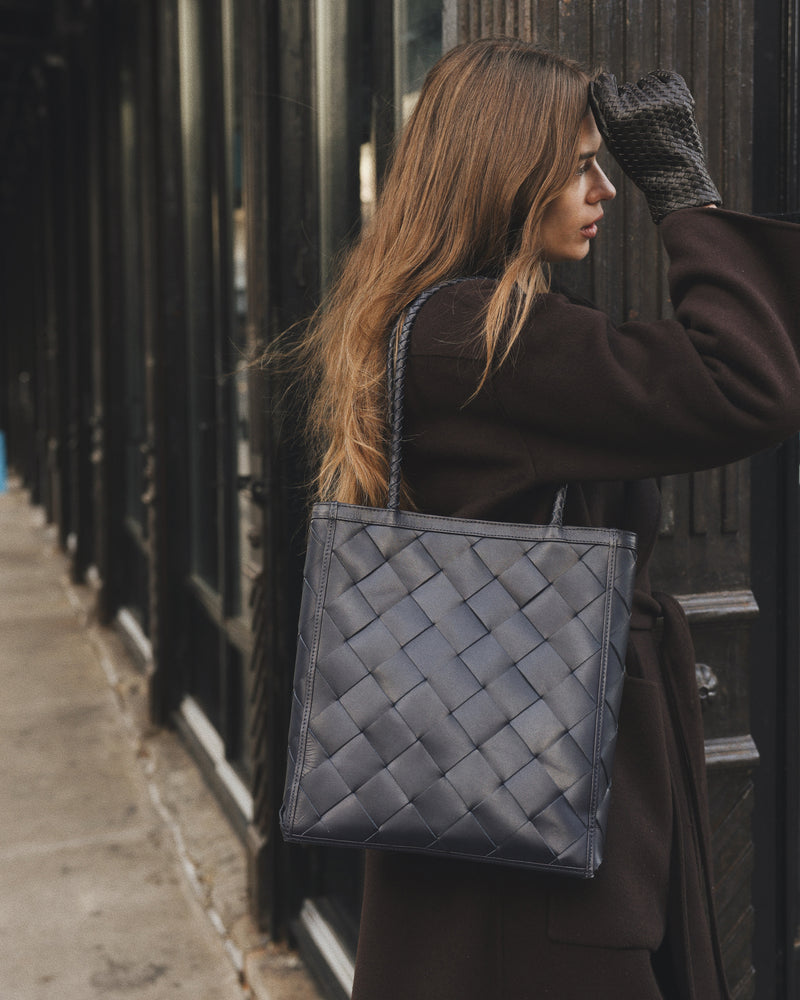 Le Tote - Grande Weave