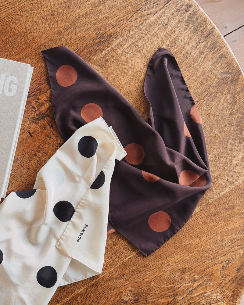 Pois Scarf