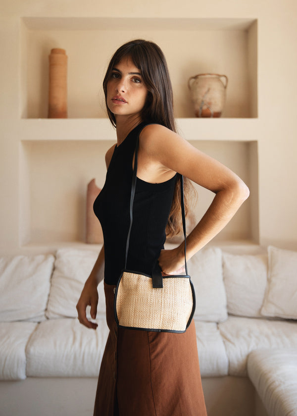 Paola Crossbody - Raffia